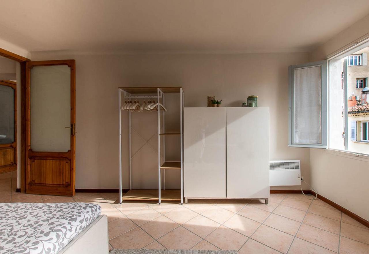 Superbe Appartement Dans Le Coeur De La Ville Antibes Exterior photo